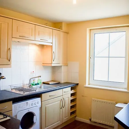 Apartamento Bright 2 Bedroom With Parking In *