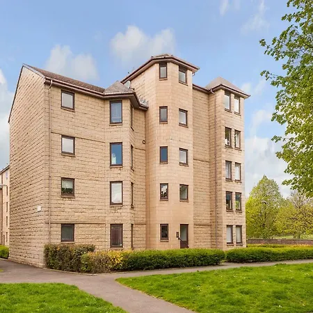 The Balfour Place