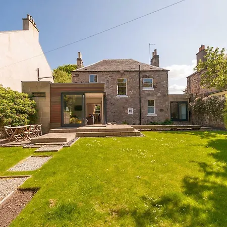 The Lochside House Holiday home Edinburgh