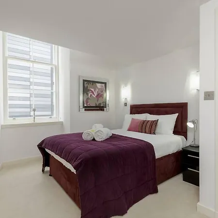 Modern Simpson Loan Apt With Lift And Parking * Edynburg