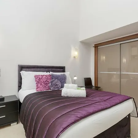 Apartament Modern Simpson Loan Apt With Lift And Parking Edynburg