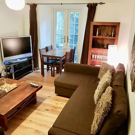 2 Bedroom Flat Near Playhouse Edimburgo