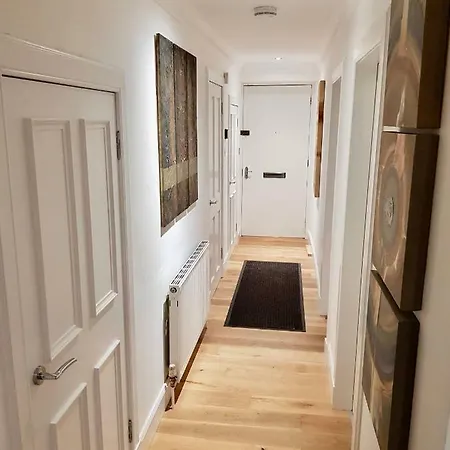 2 Bedroom Flat Near Playhouse * Edimburgo
