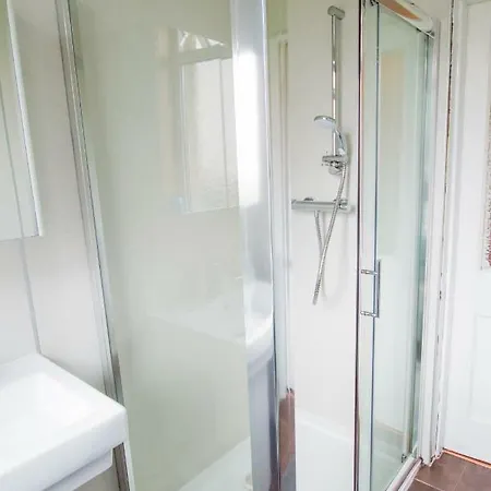 Montgomery - Stevensons Apartamento