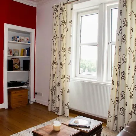 Bright And Spacious By Leith Walk Apartament
