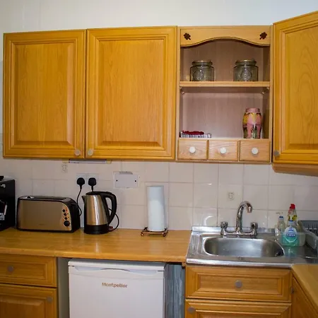 Bright And Spacious By Leith Walk Edynburg