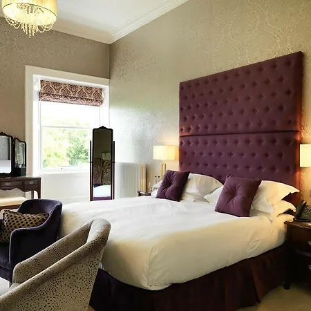 Ailsa Craig Hotel