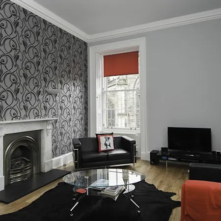 Apartment Parliament *