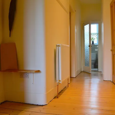 Sanctuary In The Scottish Capital, Sleeps 3 Guests Apartment