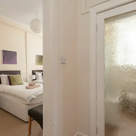 Rossie Heights Apartamento *