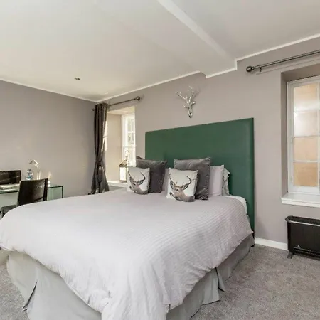 Beautiful Newly Decorated Flat On The Royal Mile! エディンバラ