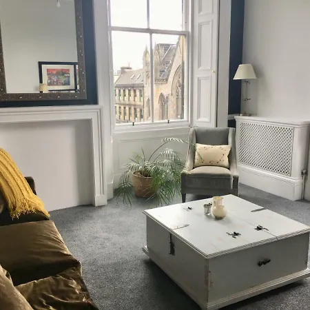 Daire 6br Center Of Old Town By Guestready Edinburgh