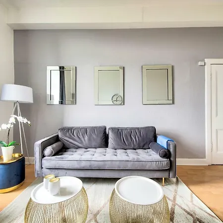 1br Flat In By Guestready Apartment