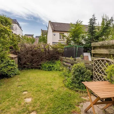 Διαμέρισμα Great Location! Heart Of New Town 2-bedrm Apt *