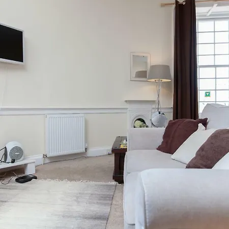 Unique Studio With Roof Terrace شقة