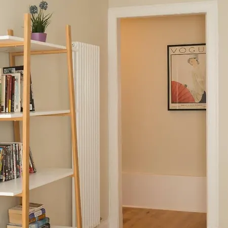 Modern Main Door Apt In The Heart Of * Edinburgh