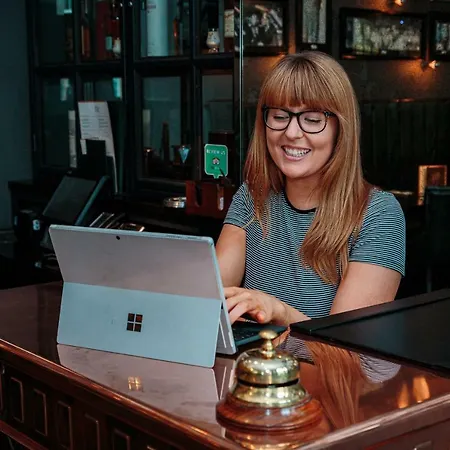 Angels Share 4* Edinburgh