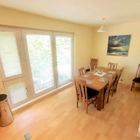 Charming 4 Bedroom By Royal Botanic Garden Appartamento Edimburgo