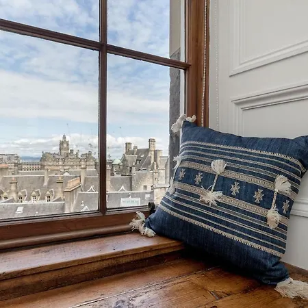 Altido Stunning Panoramic Views In Heart Of The Old Town *