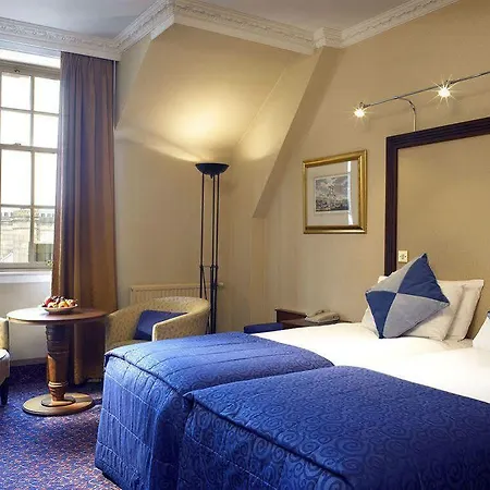 Hilton Carlton Hotel