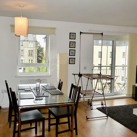 Spacious And Bright 2 Bedroom Flat In Bonnington Apartament *