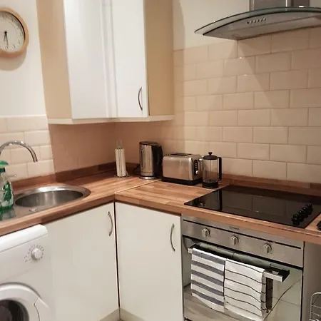 Apartment Two-bedroom Flat In Leith Edinburgh