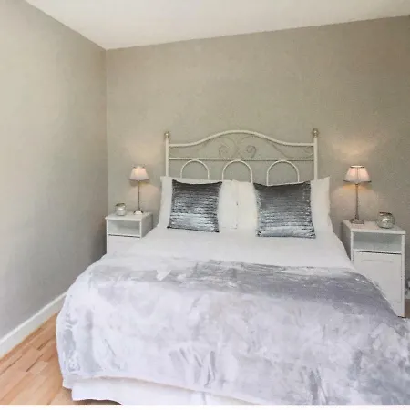 Stunning Royal Mile 1bed Apt Apartament *