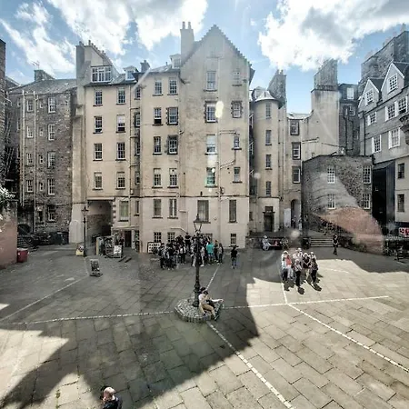 Modern Flat With Fantastic Views By The Royal Mile * 爱丁堡