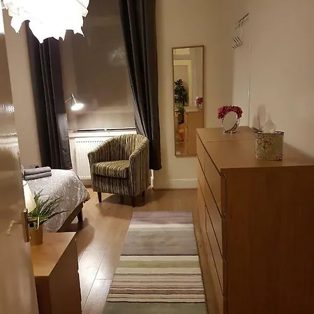 Apartment Two-bedroom Flat In Leith