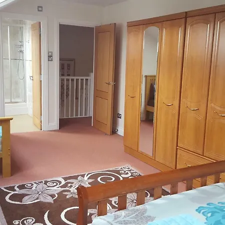 Apartmán Penthouse Sleeps 11 *