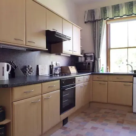 Apartament Traditional Flat In Affluent Morningside Area Edynburg