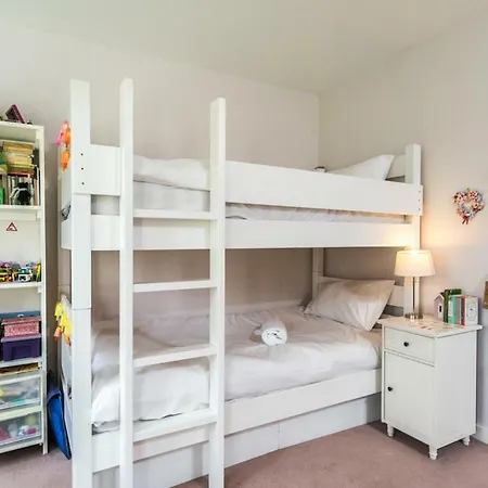 Modern Family Town House In Trinity Tatil Evi Edinburgh