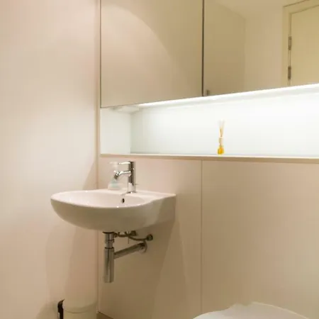 2 Bed At Quartermile