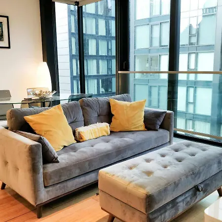 2 Bed At Quartermile דירה אדינבורו