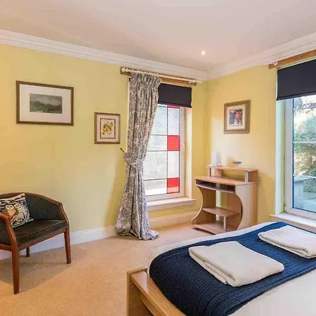 Luxurious Near City Centre Apartament Edynburg