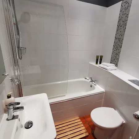The Shore 1 Bedroom *