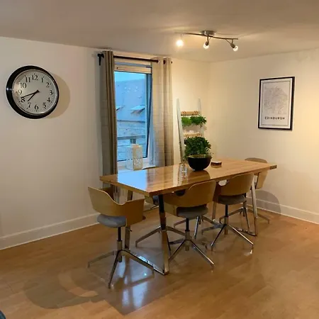 Apartament Beautiful And Modern Flat In Leith Edynburg