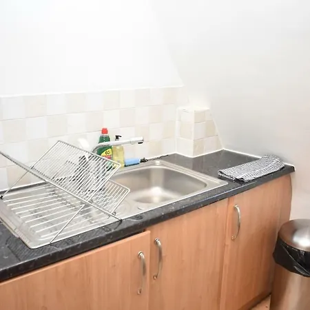 Wee Cosy 1br Flat 10 Minutes From City Center