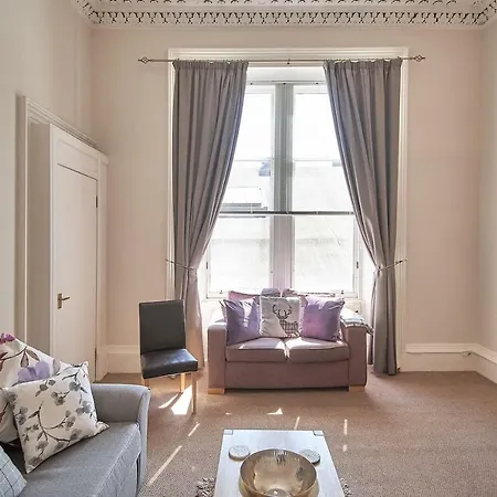 Central Apt Minutes To Royal Mile Edinburgh