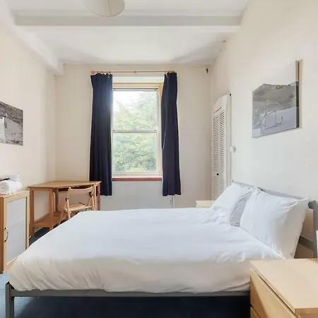 Quiet Two Bed Near City Centre & Haymarket! Appartamento