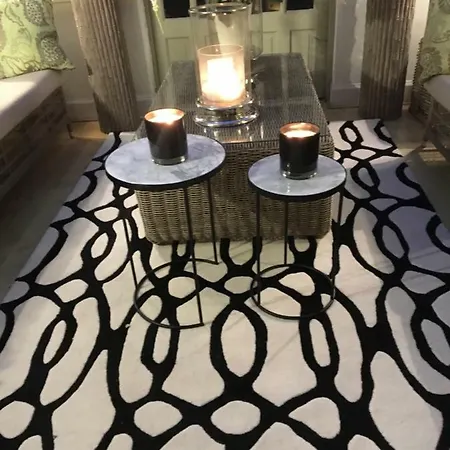 Abercorn Konukevi 4*