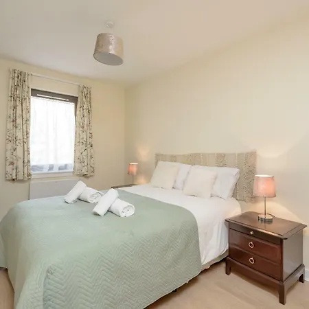 The Eyre Crescent *