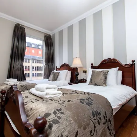 2 Bedroom Centre Duplex *
