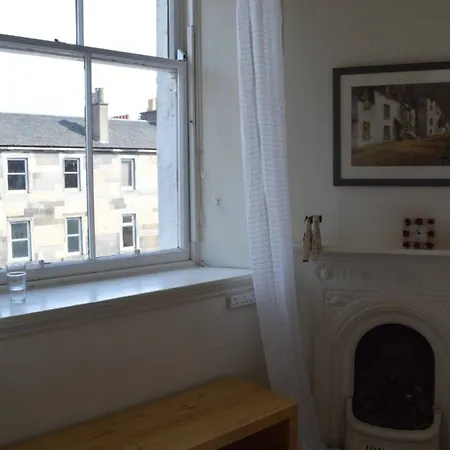 4 Bedroom Flat In Centre Apartament