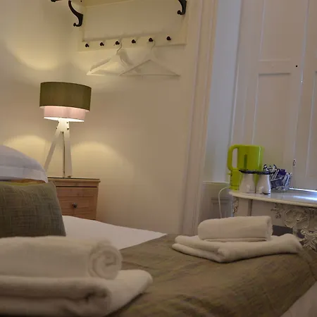 Edinburgh37 Otel 4*