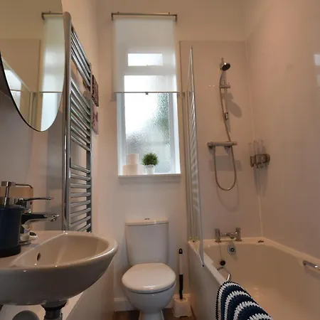 Pleasance Ground Floor Main Door Access * Edynburg