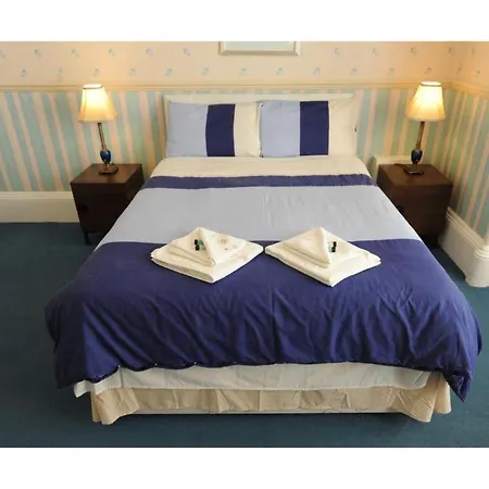 The Thistle House Апартаменты *