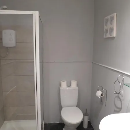 Апартаменты The Thistle House Эдинбург