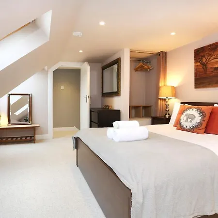 Apartament Altido Luxury 1-Bed Apartment Near Royal Botanic Garden *