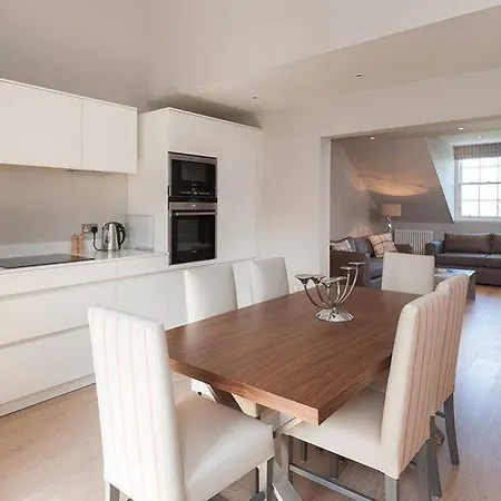 Destiny Scotland - Q-residence